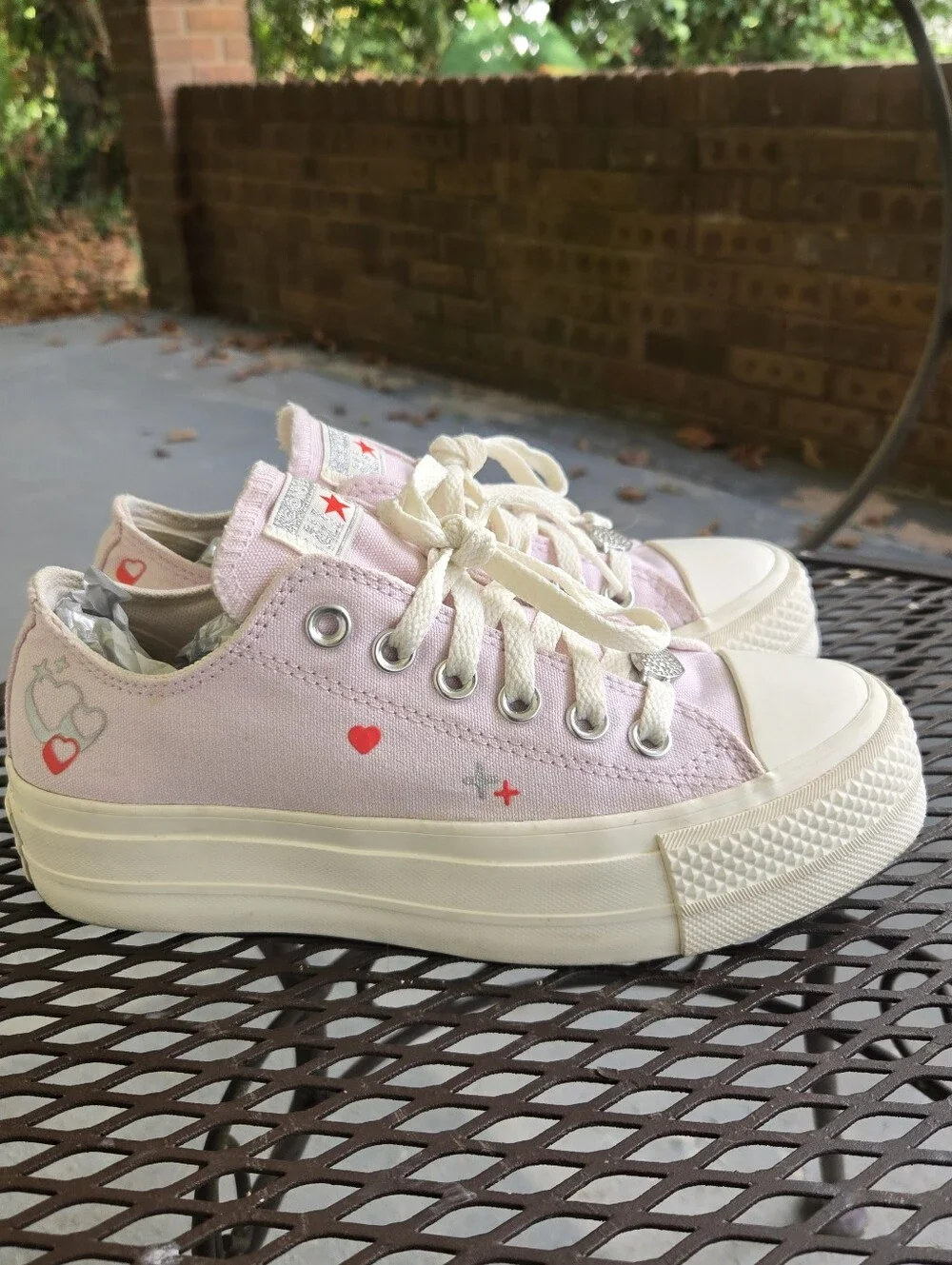 Converse Chuck Taylor All Star Lift Platform Y2K Heart Low Tops Limited Edition